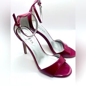 Red pair of Guess heels. Brand New! Very cute.